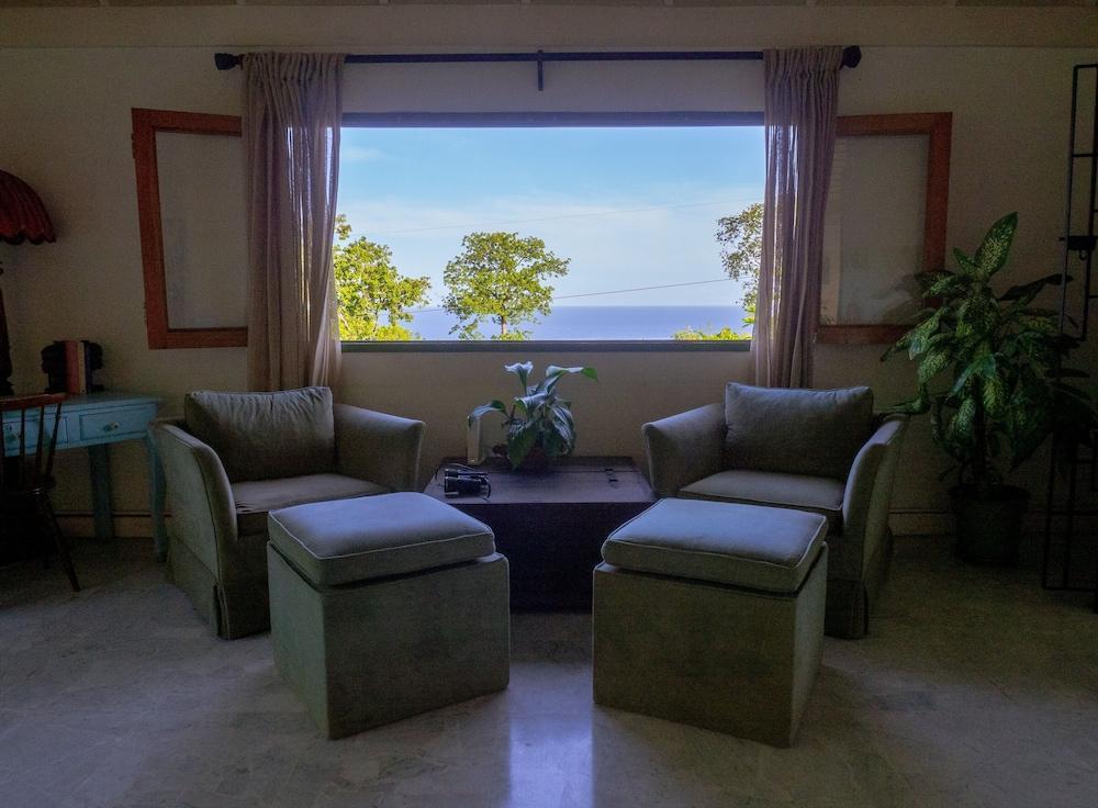 Mynt Retreat Bed & Breakfast Montego Bay Buitenkant foto