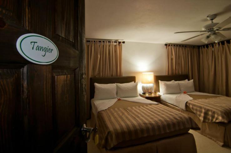 Mynt Retreat Bed & Breakfast Montego Bay Buitenkant foto